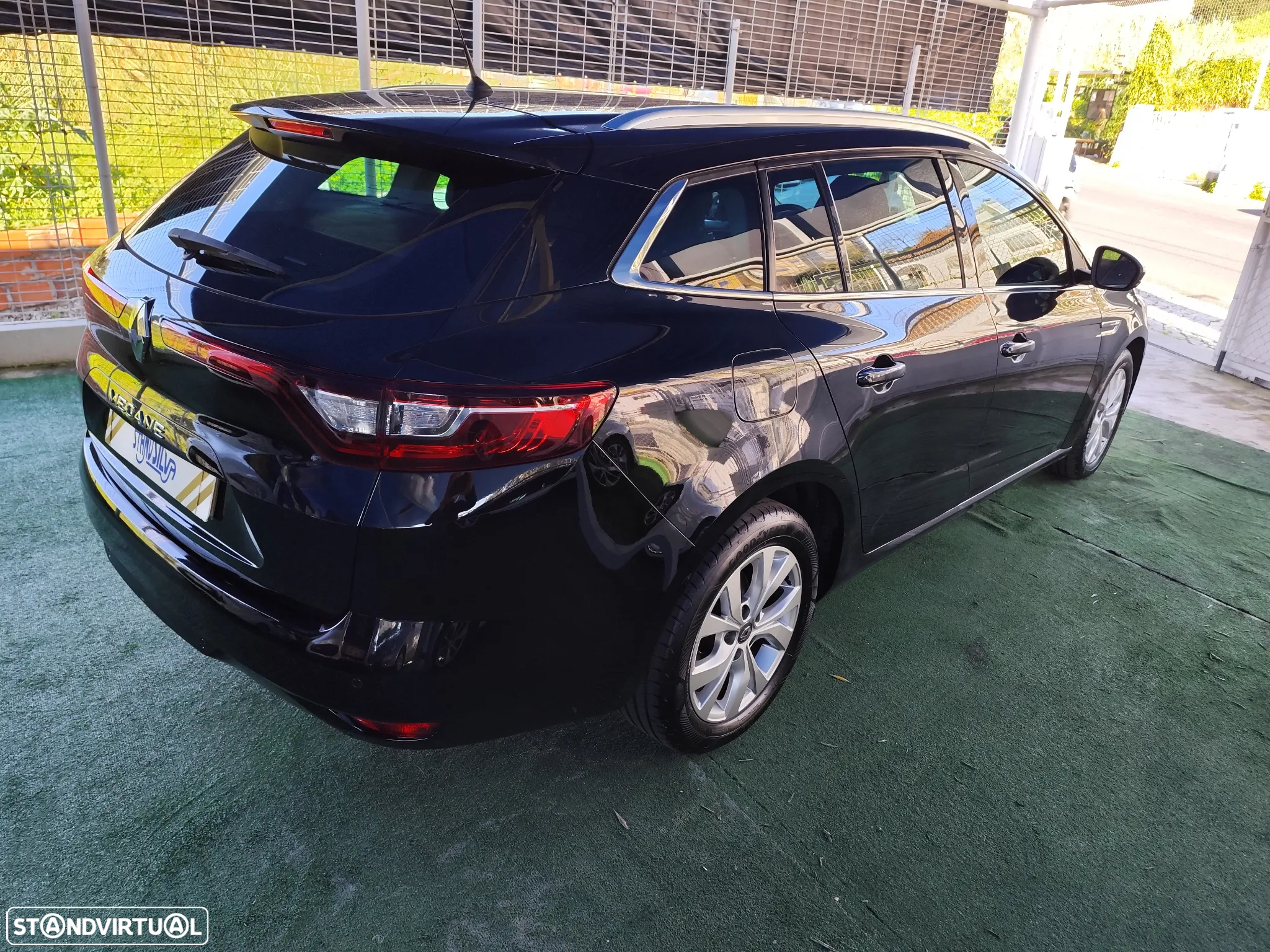 Renault Mégane Sport Tourer 1.5 Blue dCi Limited - 11