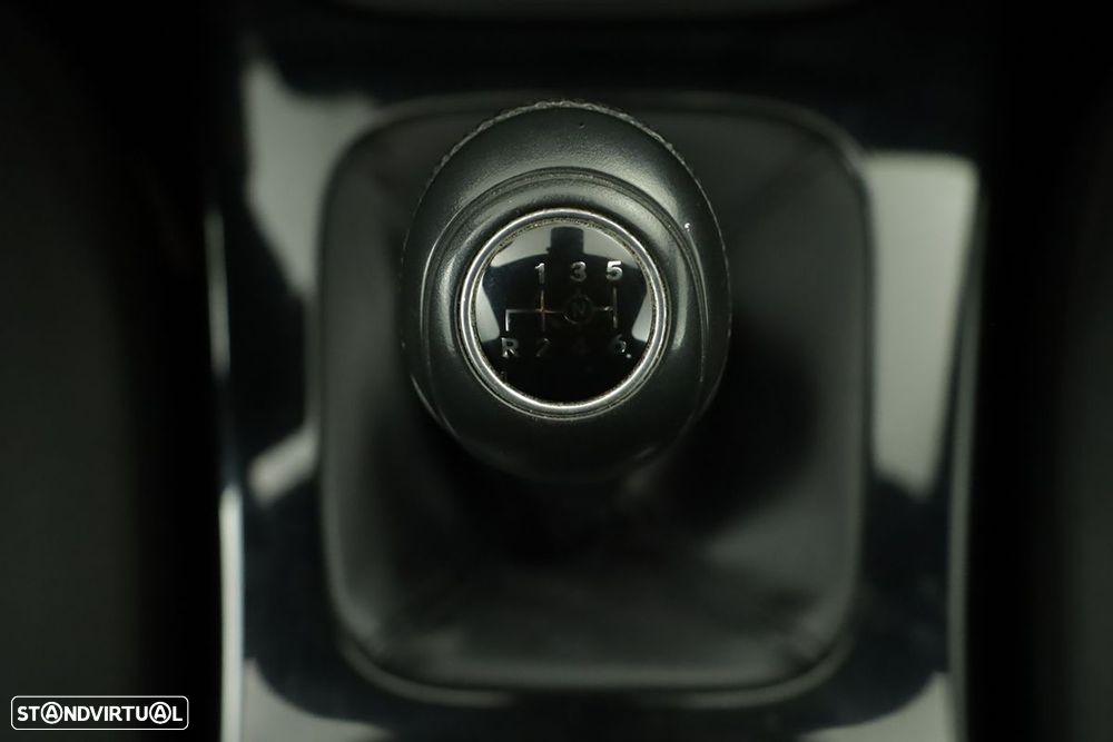 Mercedes-Benz CLA 180 d Shooting Brake Business Solutions.Grande Frota Aut. - 14