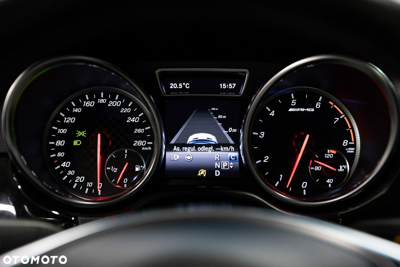Mercedes-Benz GLE - 40