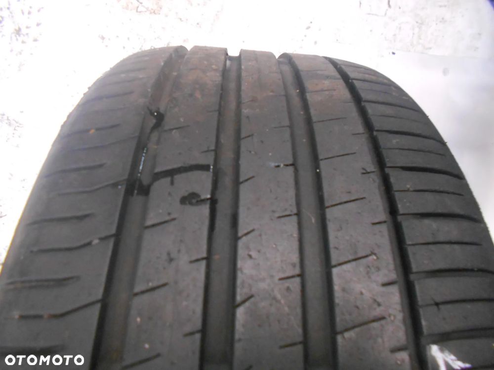 OPONA POJEDYNKA 225/40R18 FALKEN ZIEX ZE310 ECORUN DOT 1021 7MM - 2