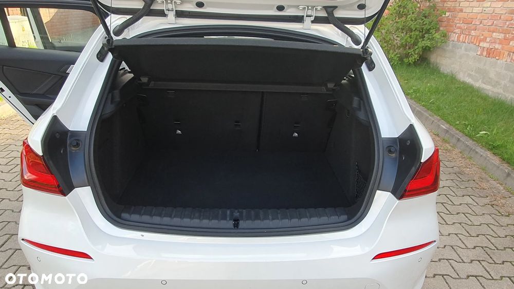 BMW Seria 1 118i Sport Line - 19