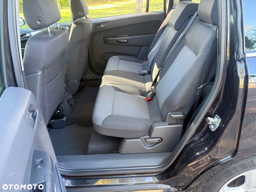 Opel Zafira 1.8 Easytronic Sport - 32