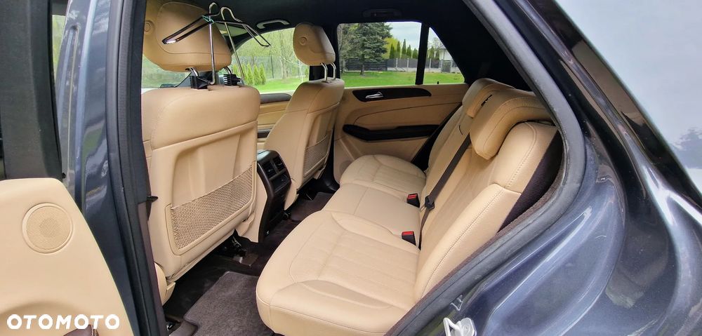 Mercedes-Benz GLE - 10