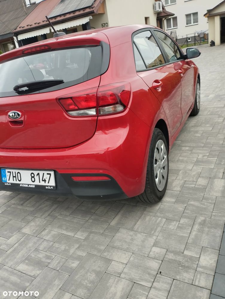 Kia Rio - 3