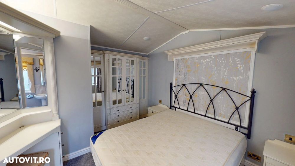 Alta Casă mobilă 4 ANOTIMPURI Willerby Kingswood nr. 134 | Tâmplărie PVC și încălzire centrală cu calorifere | 13 x 4 m | 2 dormitoare și 2 băi - 6