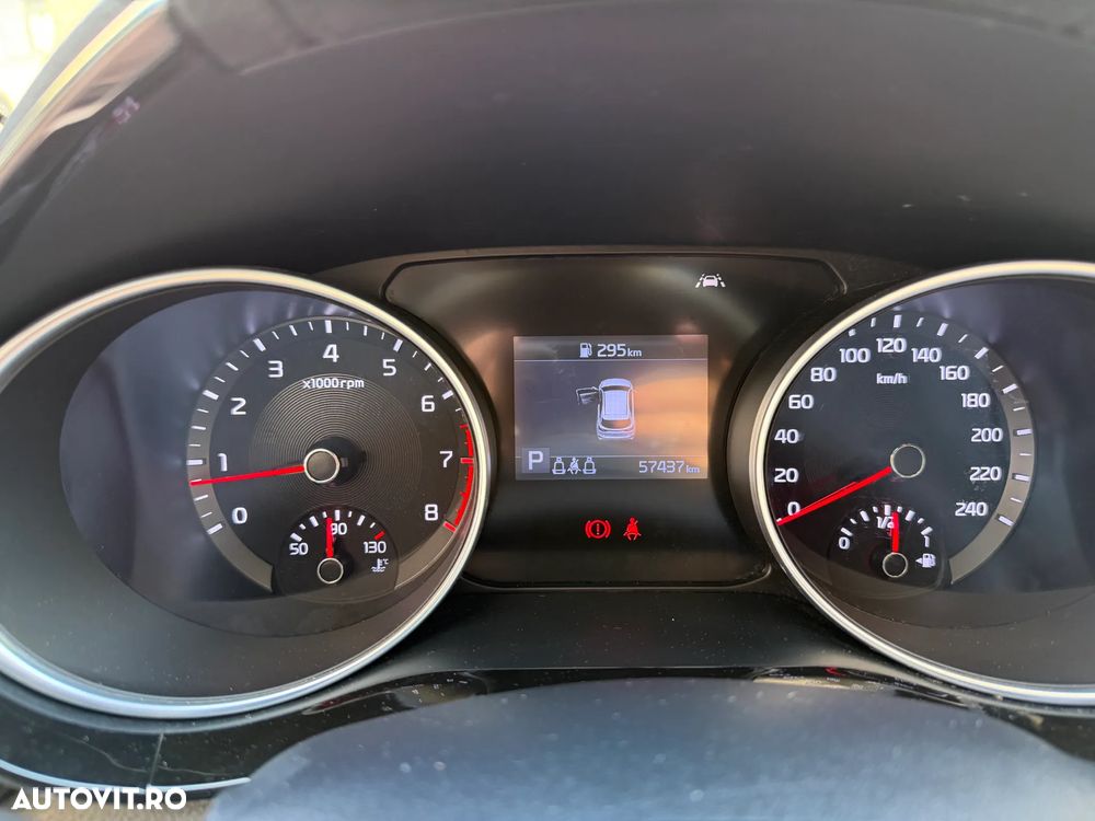 Kia Ceed 1.4 T-GDI 7DCT GT Line - 17