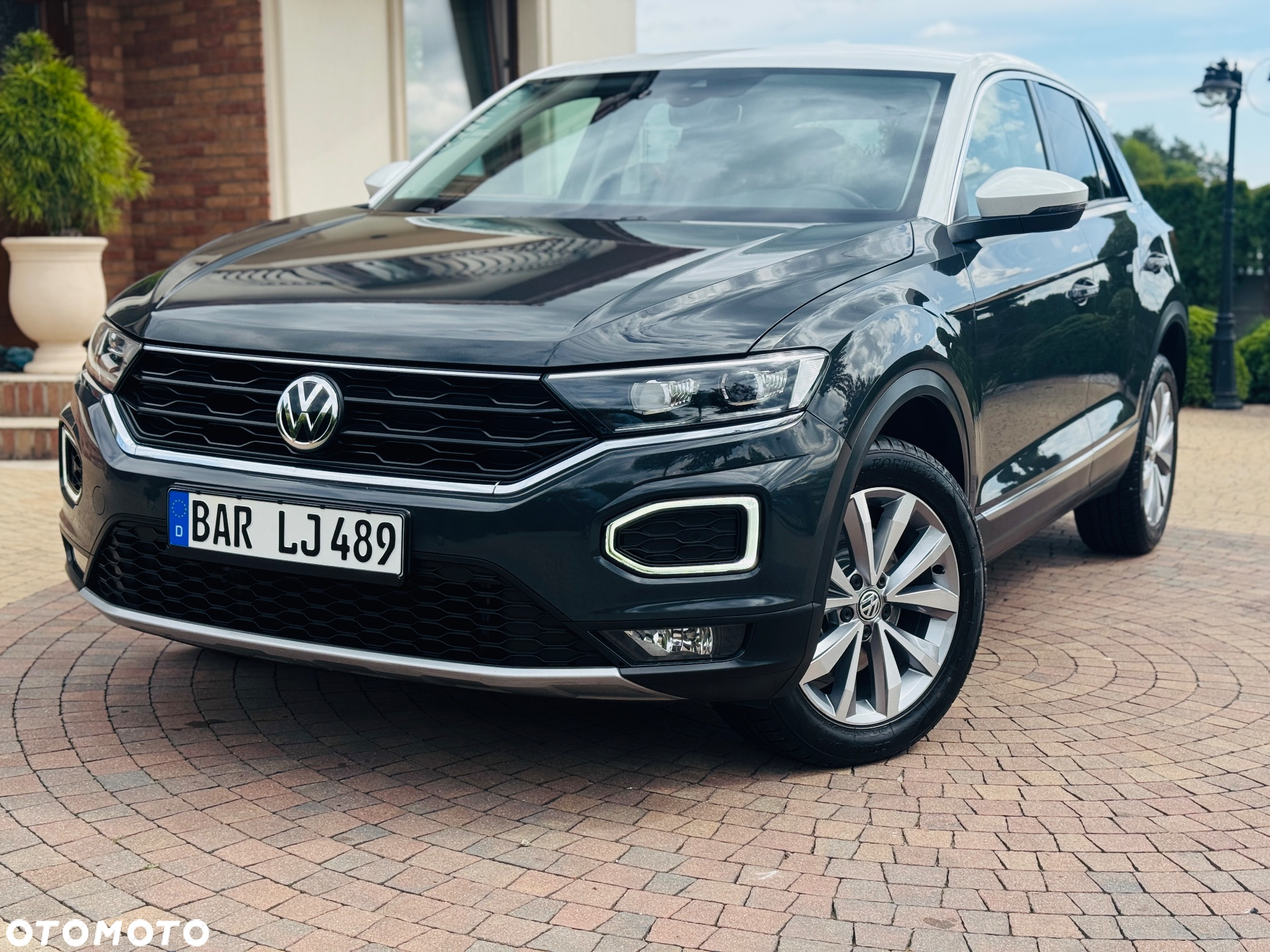 Volkswagen T-Roc 1.0 TSI Life Plus - 27