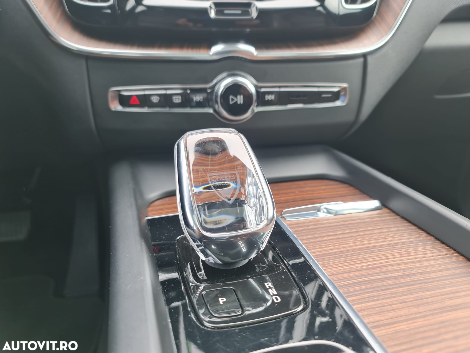 Volvo XC 60 B4 MHEV AT8 AWD Inscription - 9