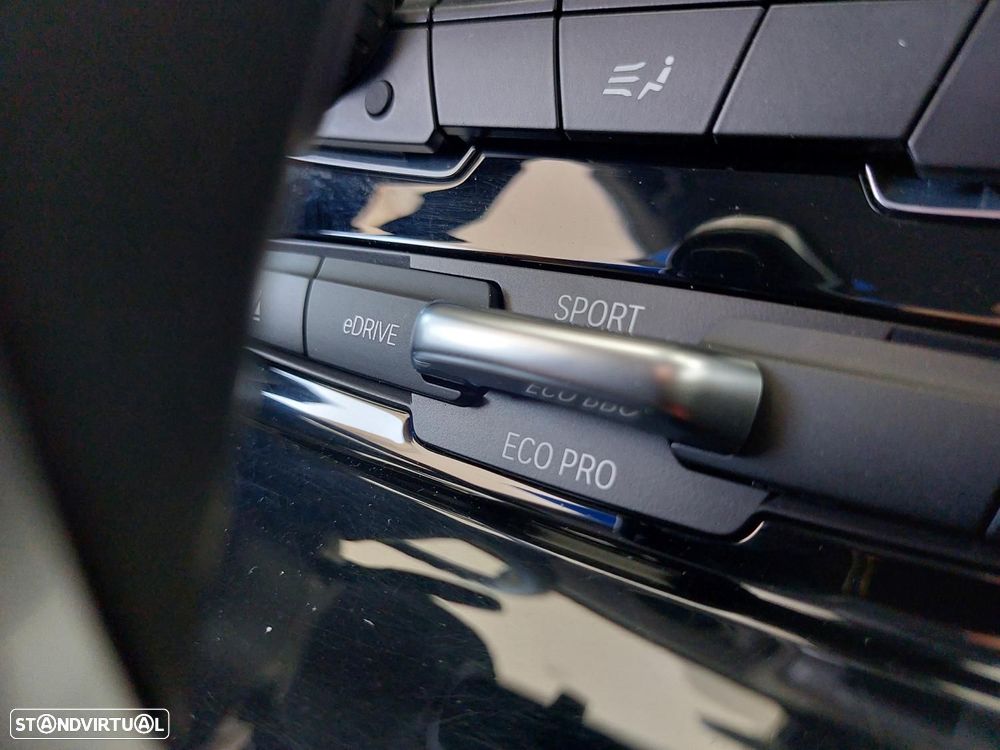 BMW 225xe Active Tourer Advantage - 37