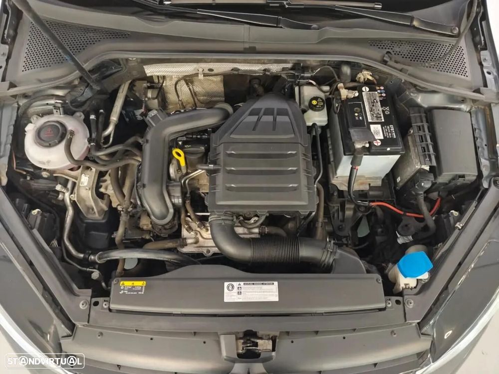 VW Golf - 36