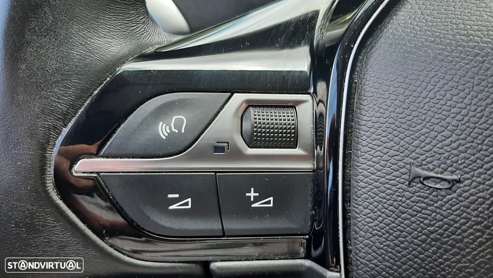 Peugeot 5008 1.5 BlueHDi Allure Pack - 48