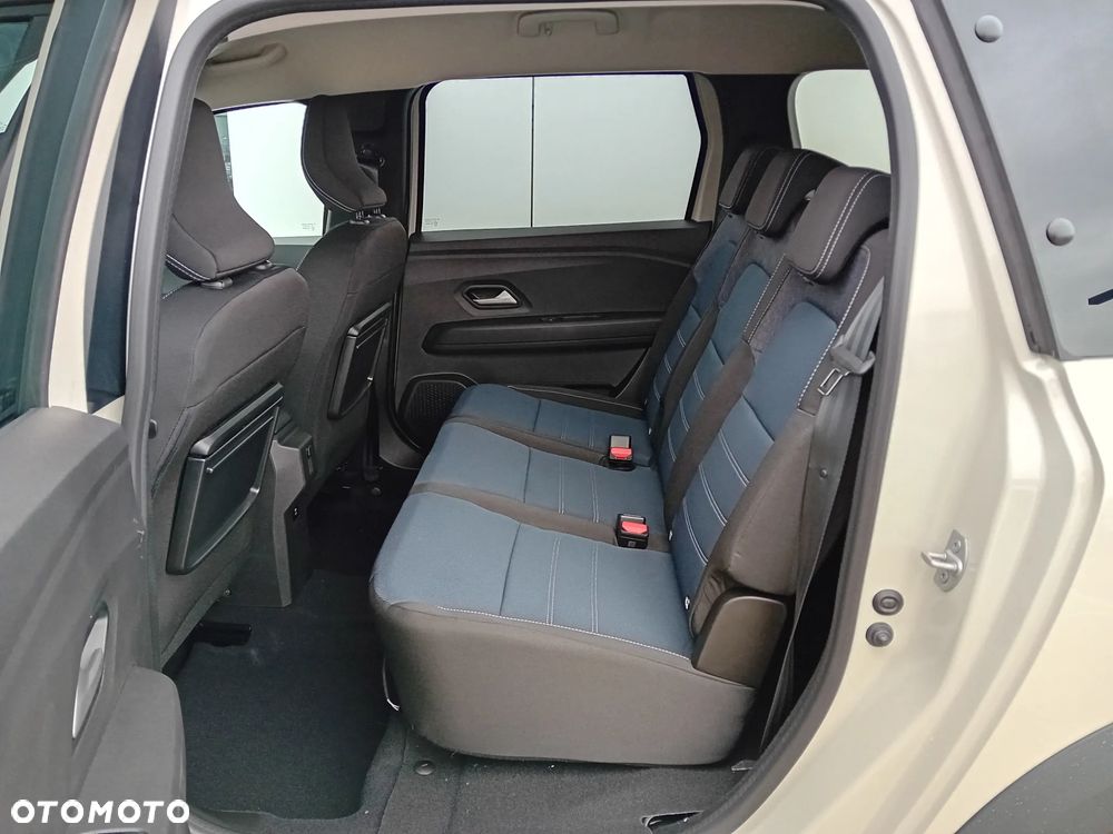 Dacia Jogger 1.8 Full Hybrid 155 Journey MMT 7os - 8