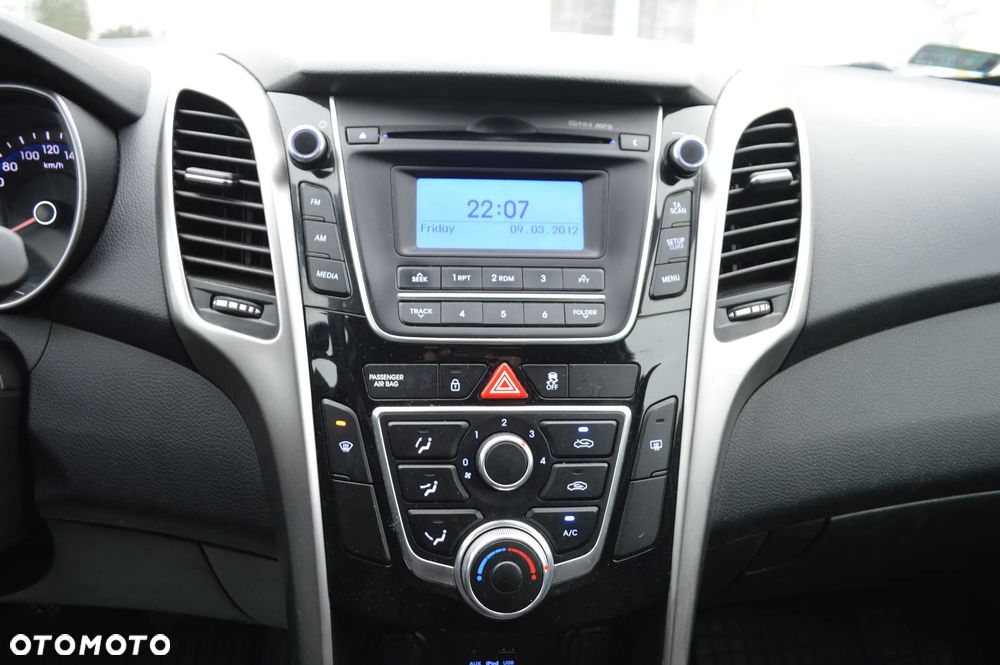 Hyundai i30 - 19