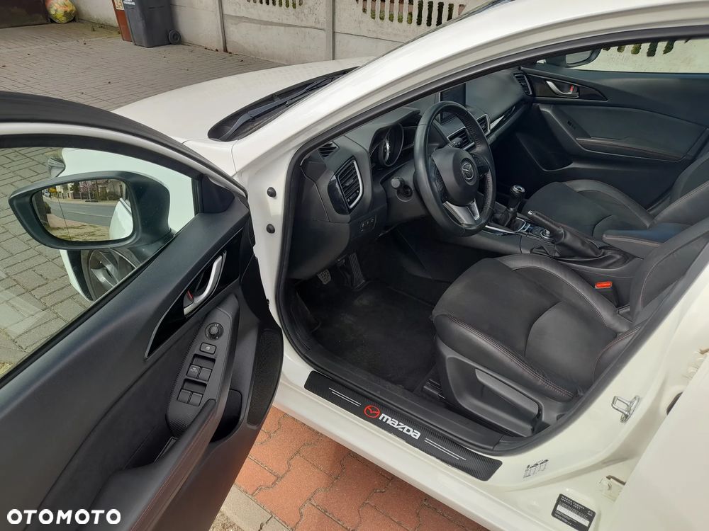 Mazda 3 SKYACTIV-G 120 NAKAMA - 11