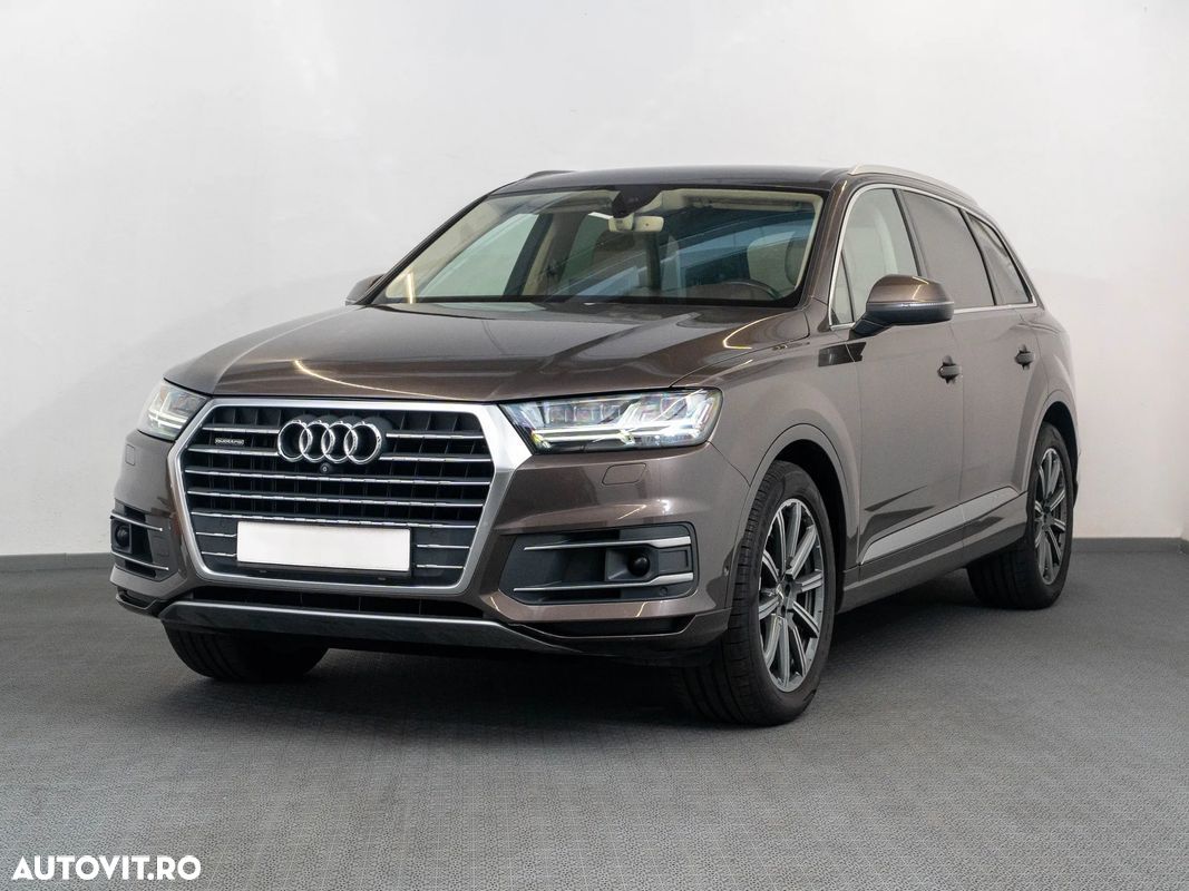 Audi Q7 - 1