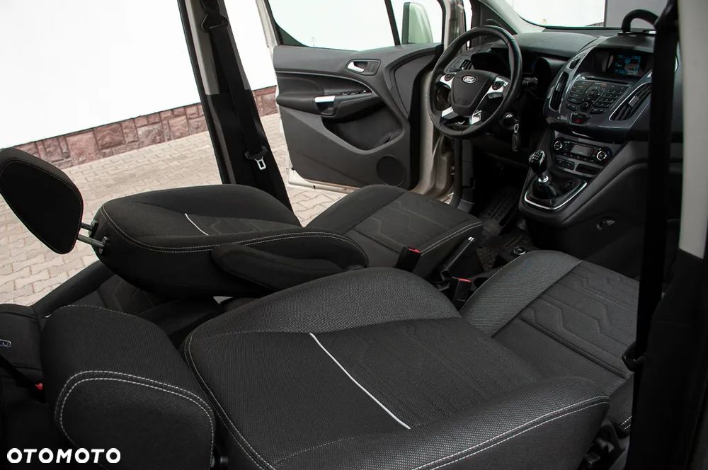 Ford Tourneo Connect Grand 1.6 TDCi Titanium - 36