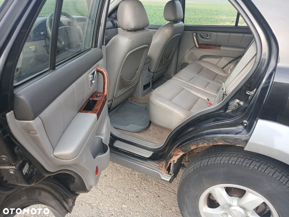 Kia Sorento - 9
