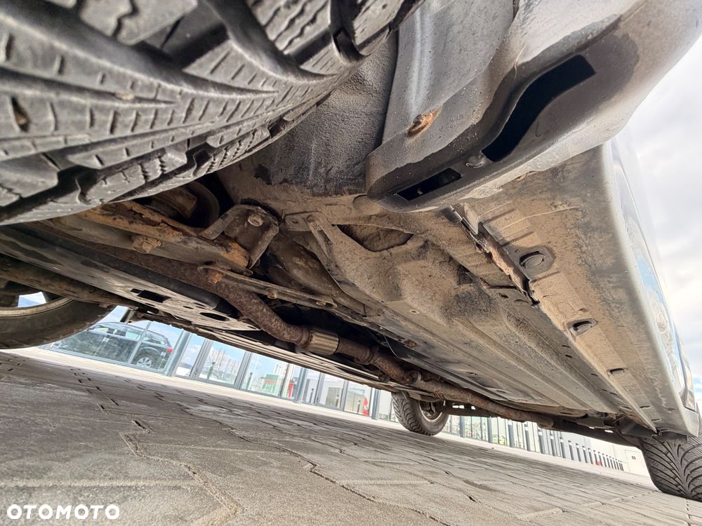 Subaru Outback 2.0 D Comfort - 19