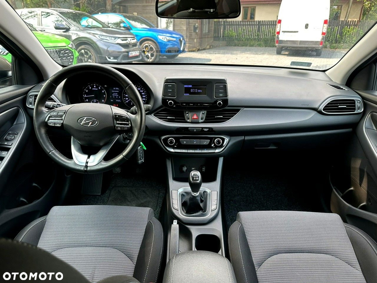 Hyundai i30 1.5 DPI Classic + - 18