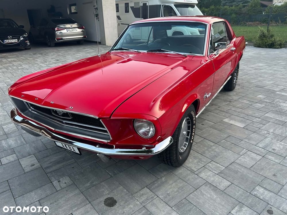 Ford Mustang - 6