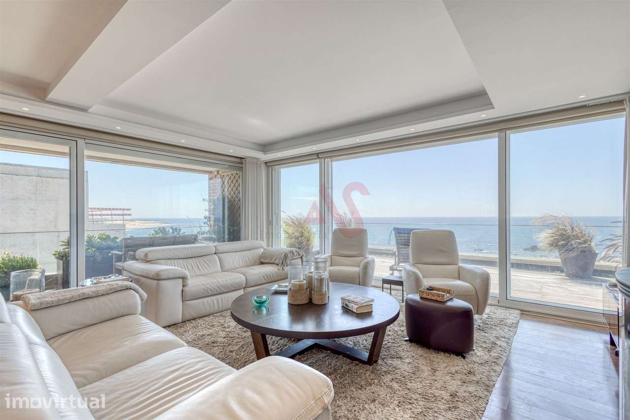 Penthouse Duplex Exclusiva em Frente à Praia de Salgueiros – na Primei - Grande imagem: 3/45