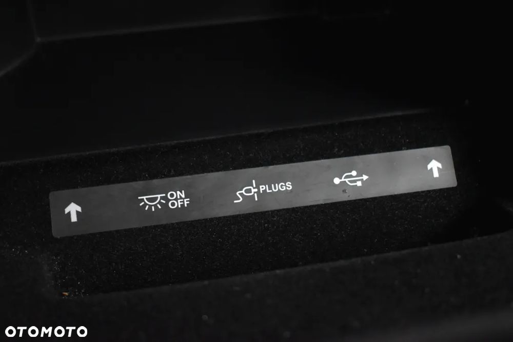 Citroën C4 Grand Picasso BlueHDi 120 Exclusive - 26