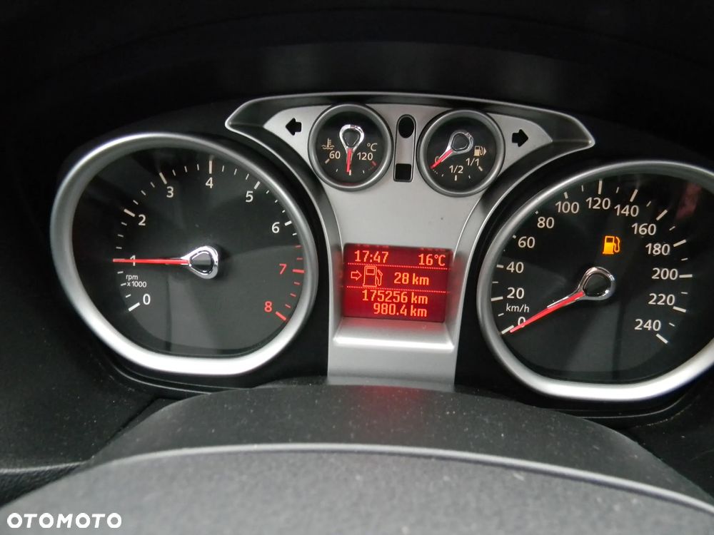 Ford Focus 2.0 Platinium X - 2