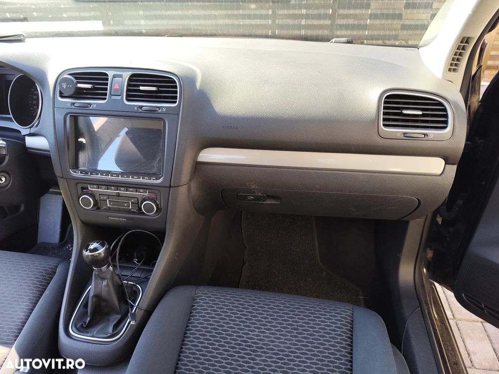 Volkswagen Golf - 9