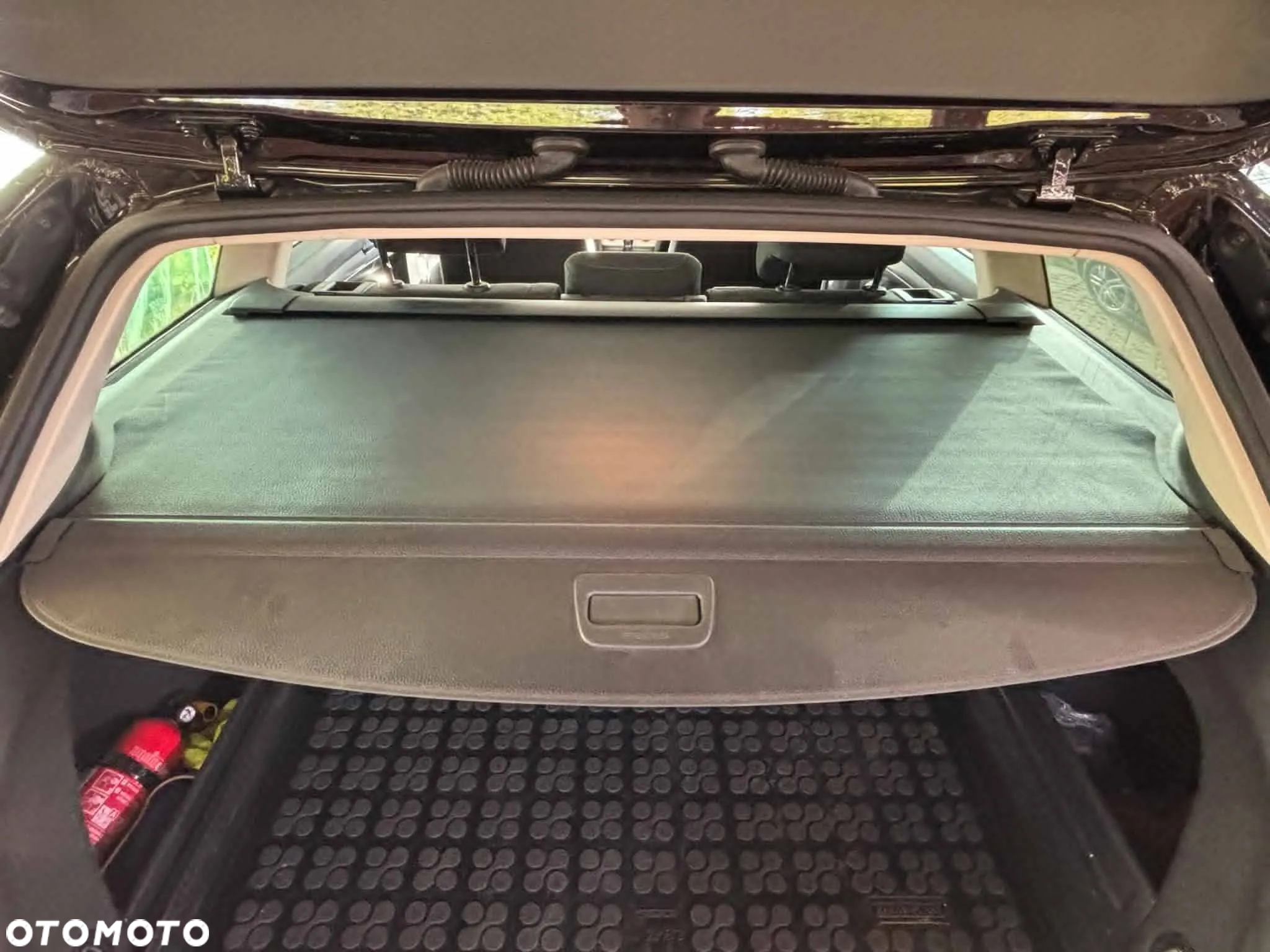 Volkswagen Passat 1.8 TSI BMT Comfortline - 26