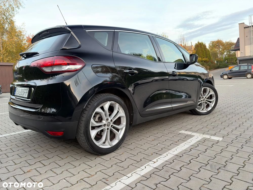 Renault Scenic 1.5 dCi Zen EDC - 33