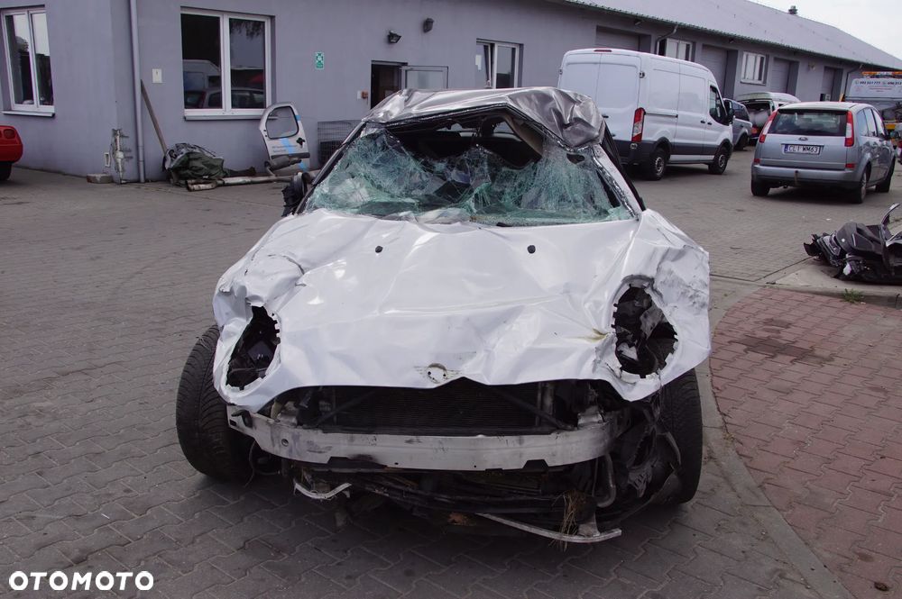 Auto na części - Mini Clubman II Lift 1.5 136 KM B38A15M1 7DCT300 A62 2019R Silnik Skrzynia Drzwi Klapa Szyba Lampa Deska Kokpit Sterownik Moduł Czujnik Licznik Wyświetlacz Kierownica - 2