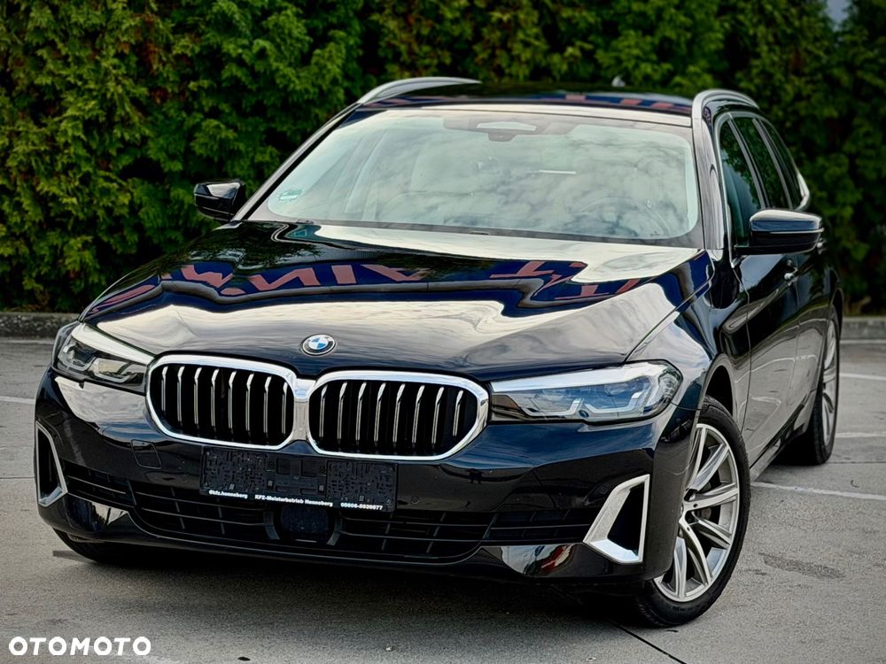 BMW Seria 5 540d xDrive mHEV Luxury Line - 7