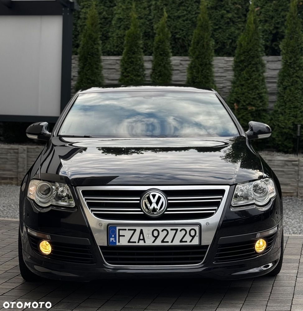 Volkswagen Passat 2.0 TDI BlueMotion Technology R-Line - 3