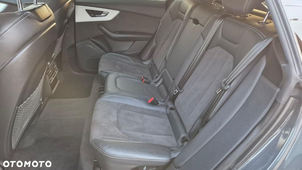 Audi Q8 50 TDI quattro tiptronic - 16