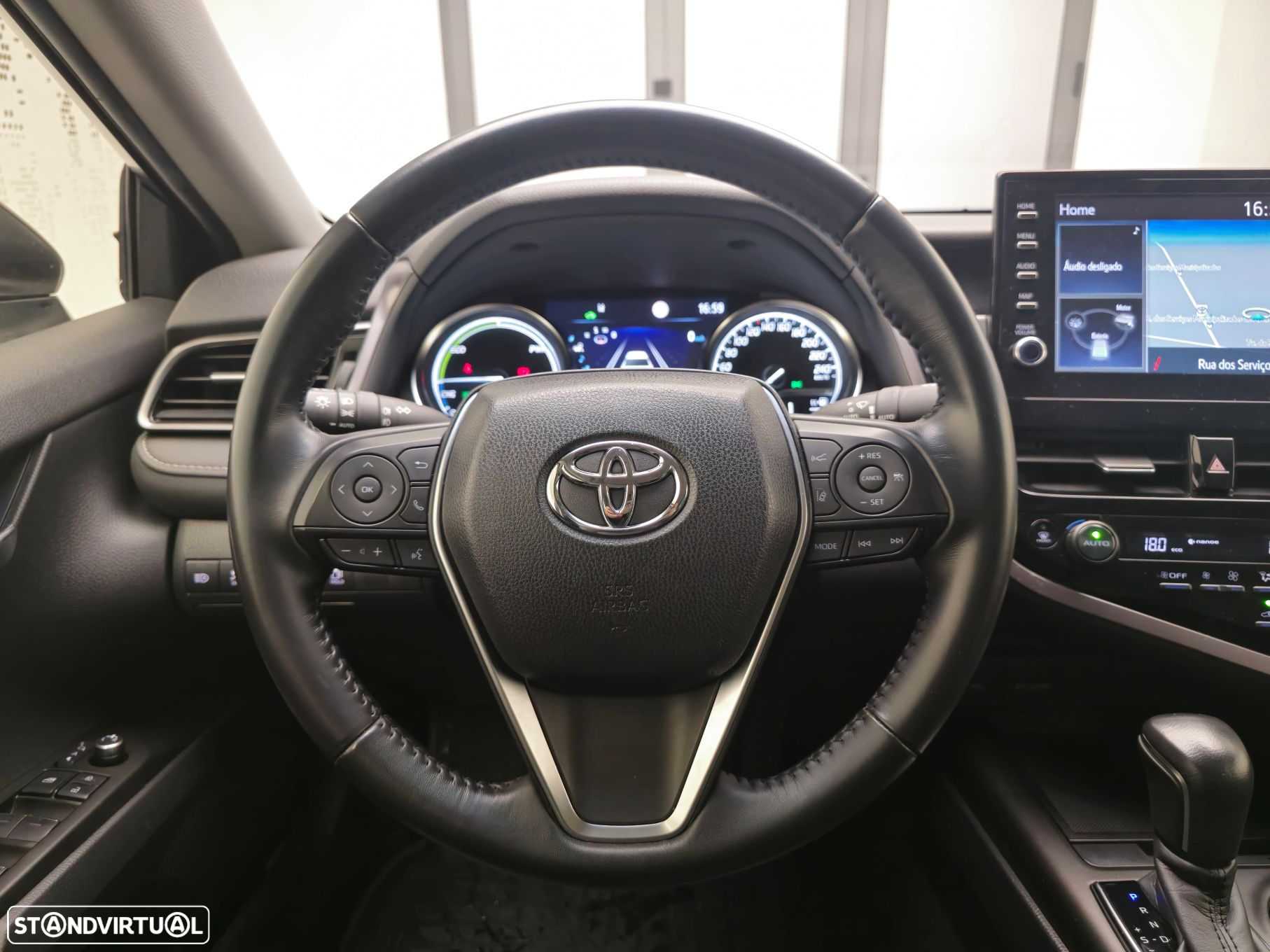Toyota Camry - 12
