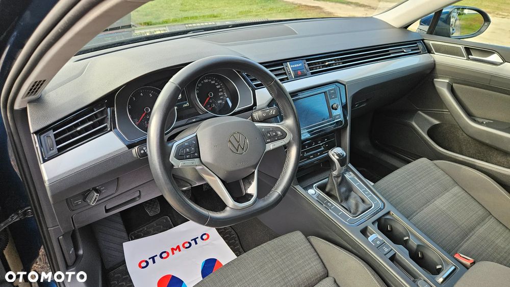 Volkswagen Passat 1.5 TSI EVO Business - 24