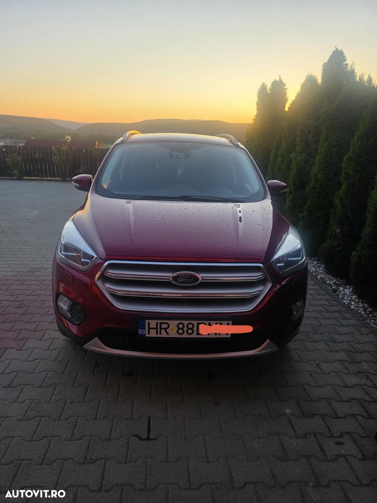 Ford Kuga - 2
