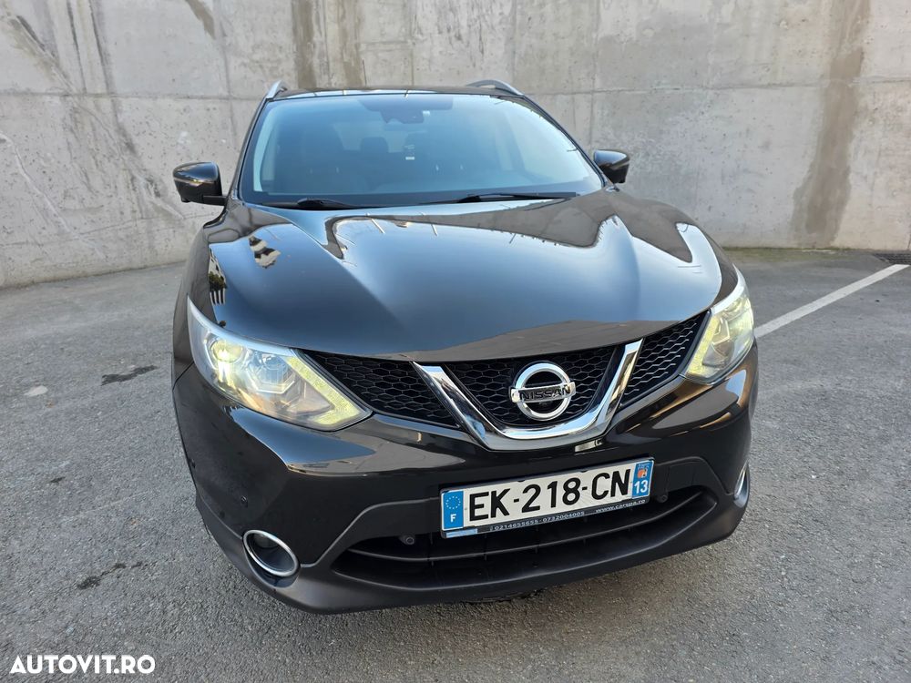 Nissan Qashqai 1.6 DCI Xtronic TEKNA+ - 3