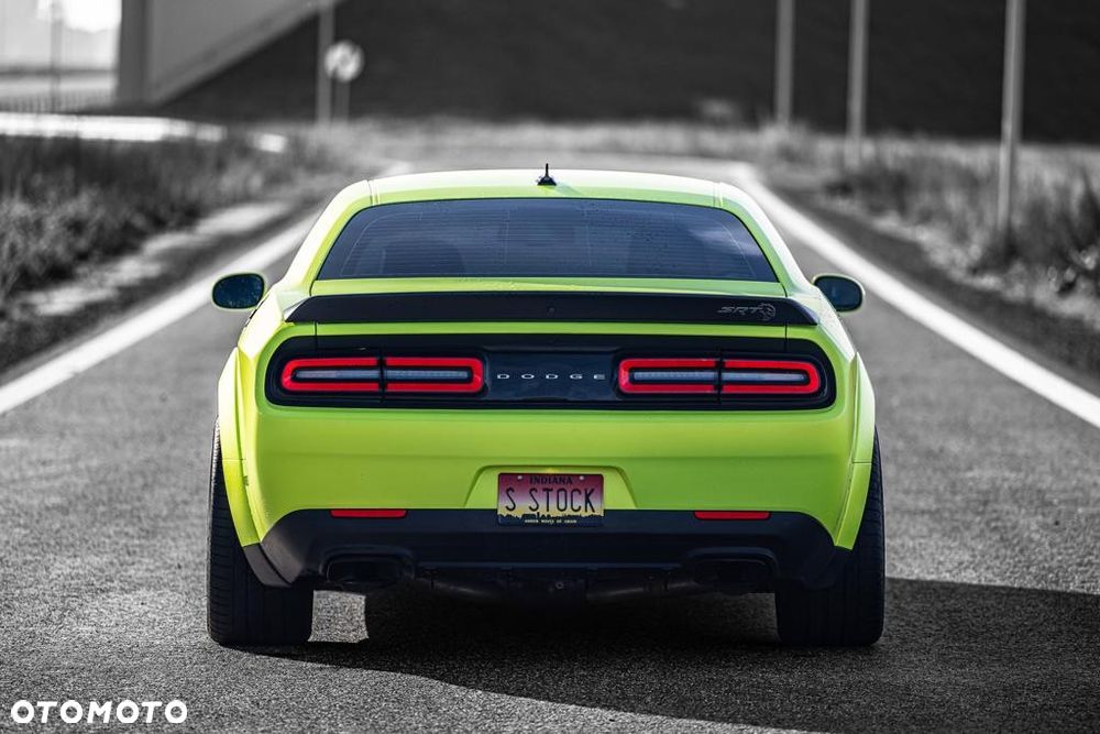 Dodge Challenger 6.2 Redeye Widebody - 10