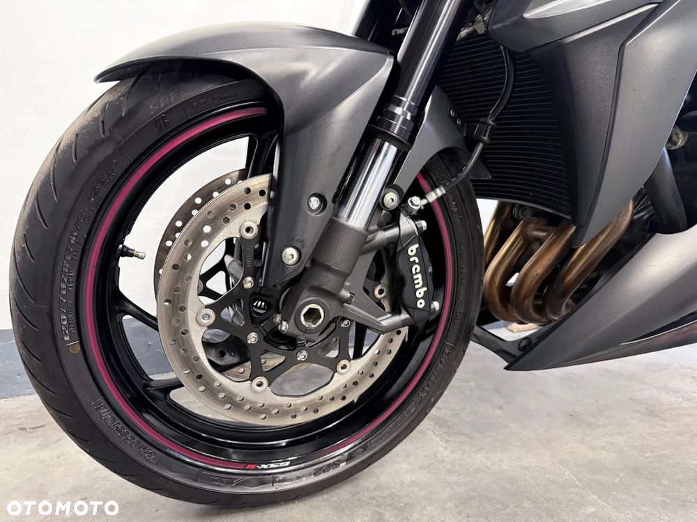 Suzuki GSX - 9