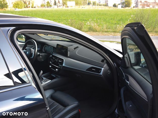 BMW Seria 5 520d xDrive M Sport sport - 21