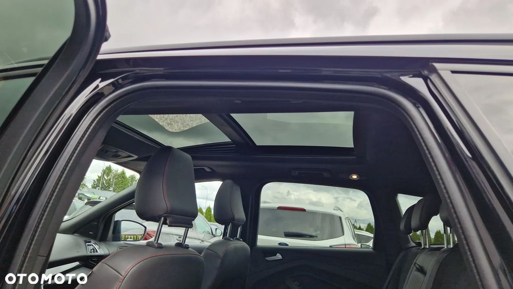 Ford Kuga 2.0 TDCi 4x4 ST-Line - 10