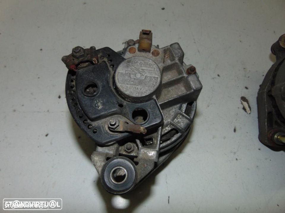 Renault 4L alternador de corrente - 2