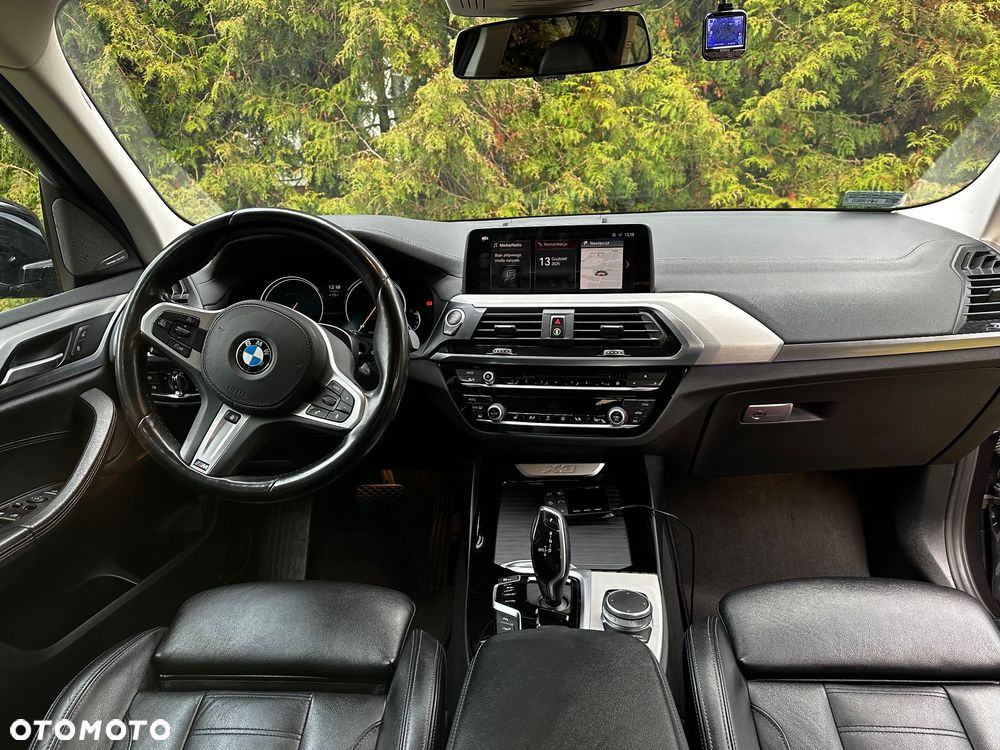 BMW X3 xDrive20d Luxury Line - 8