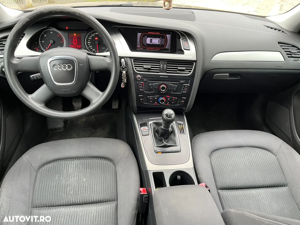 Audi A4 2.0 TDI Avant - 12