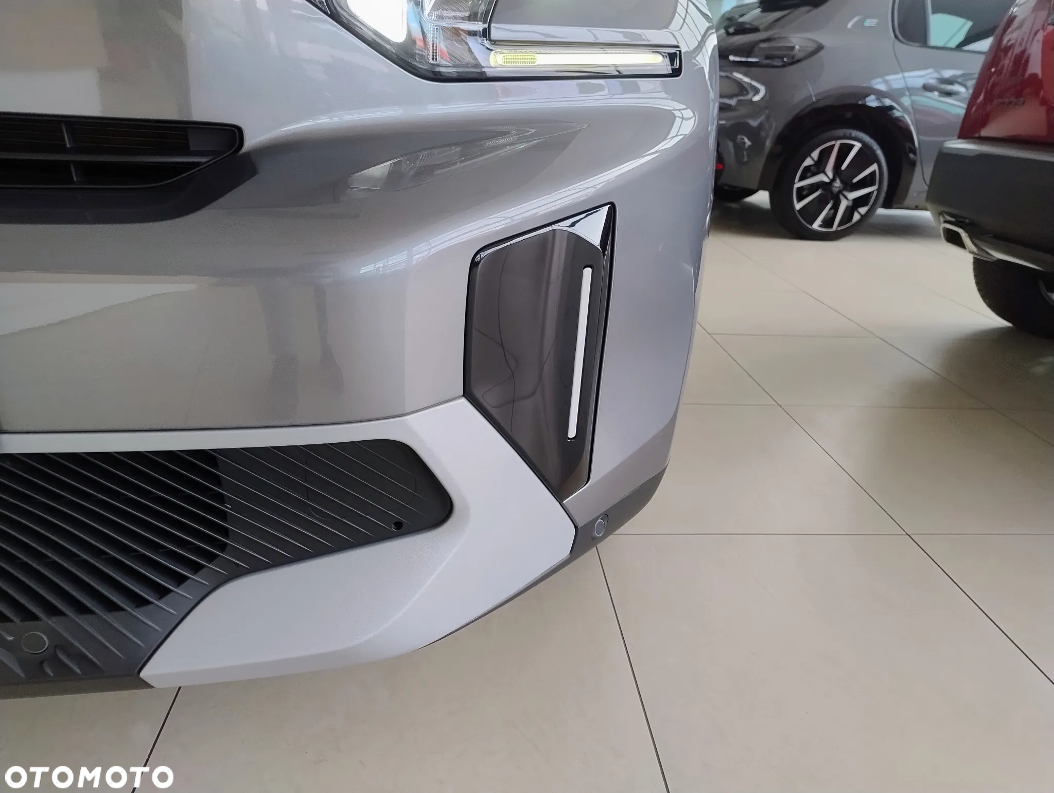 Citroën C3 Aircross 1.2 mHEV Plus S&S eDCT6 - 10