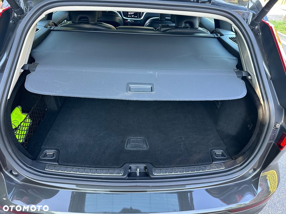 Volvo V60 D3 Drive-E Momentum - 30