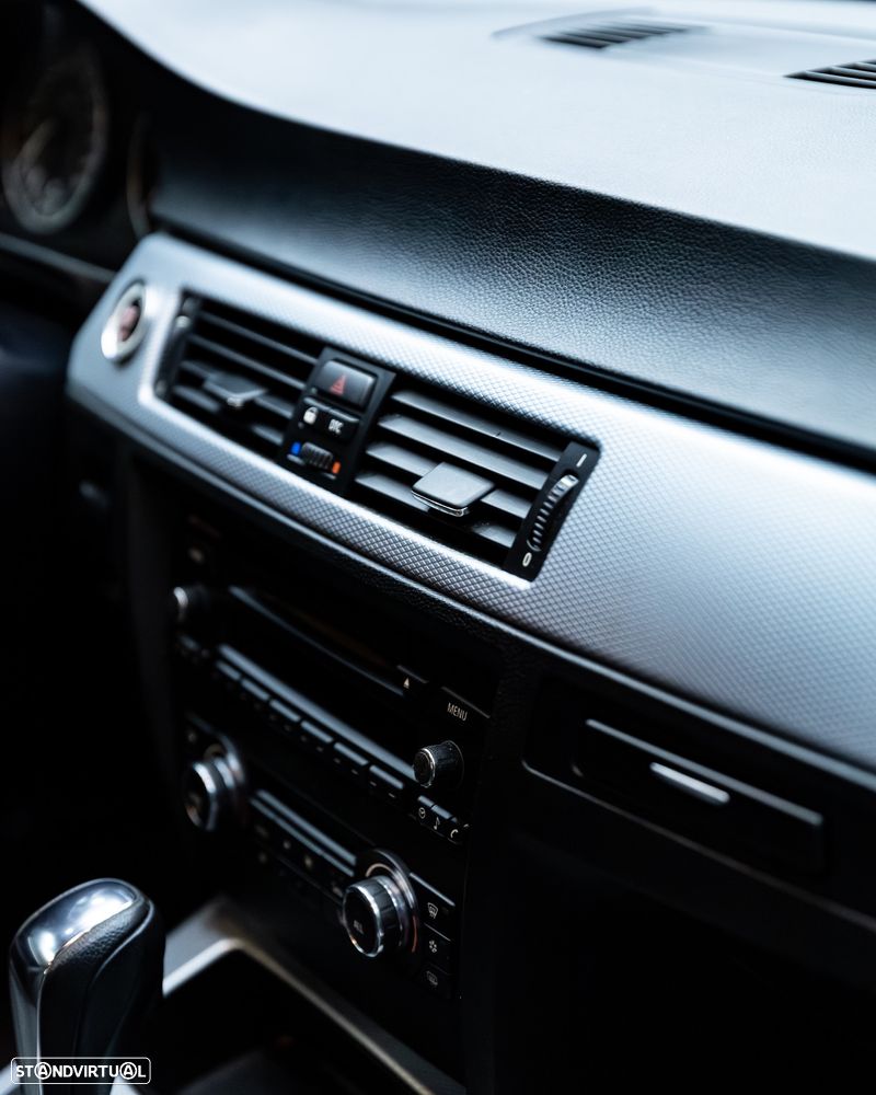 BMW 320 d Coupe Auto - 39