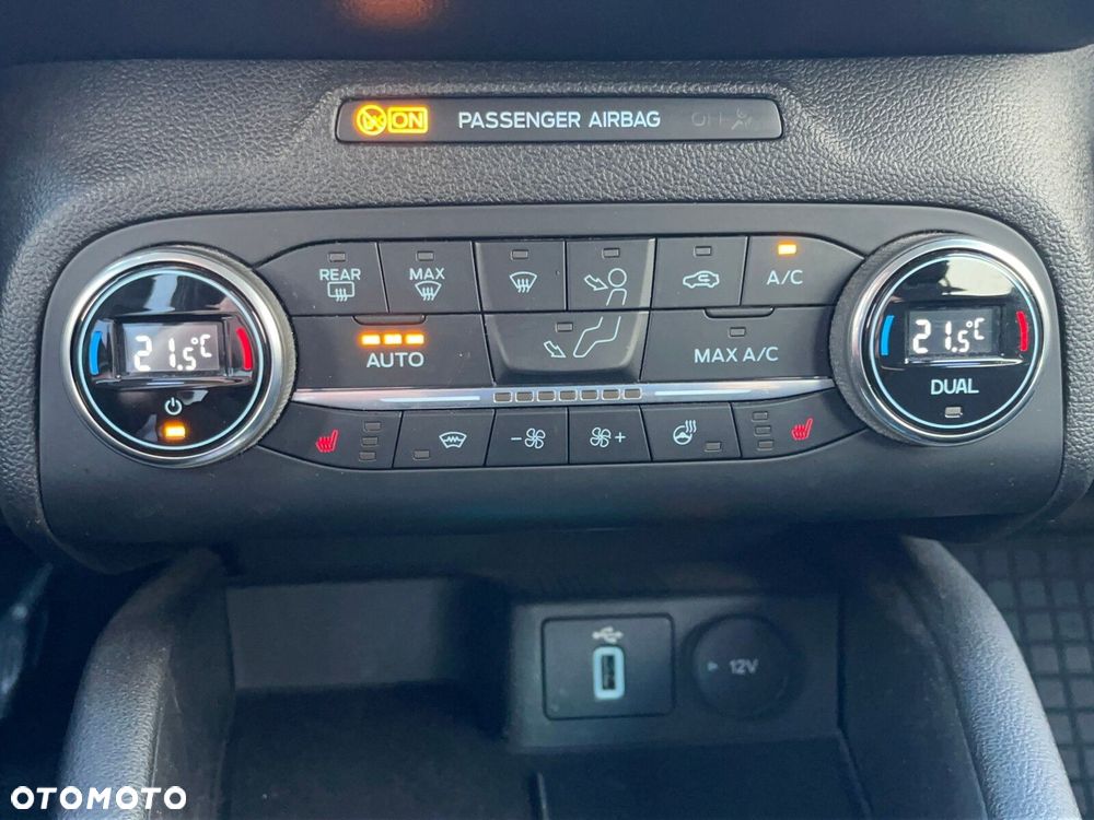 Ford Focus - 29