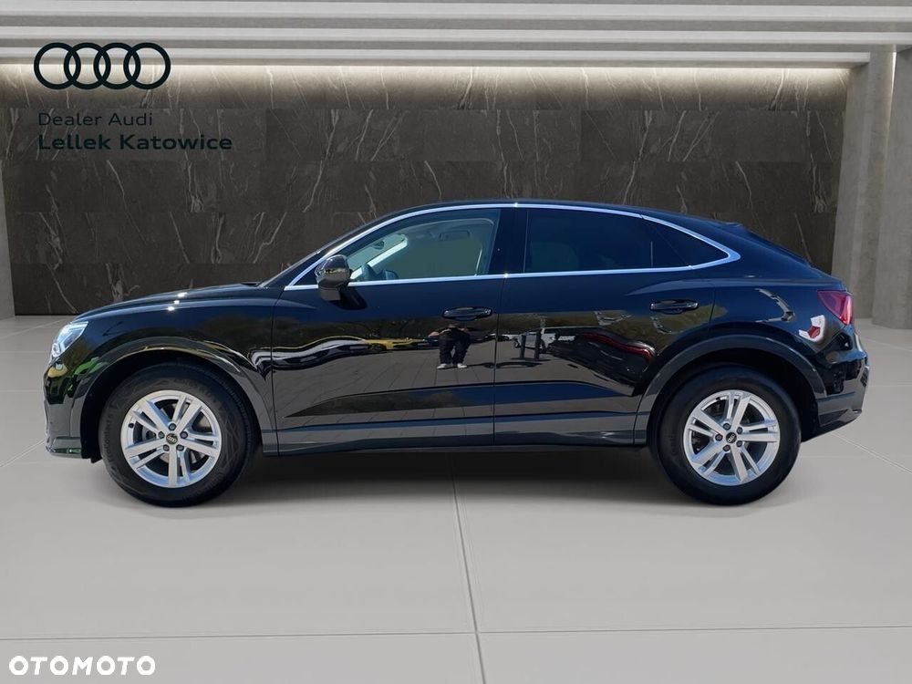 Audi Q3 Sportback - 8